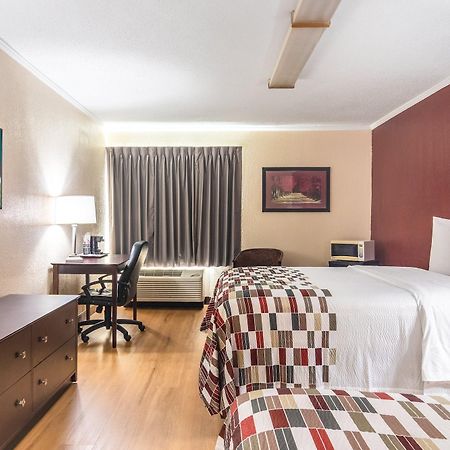 Red Roof Inn Ashtabula - Austinburg Εξωτερικό φωτογραφία